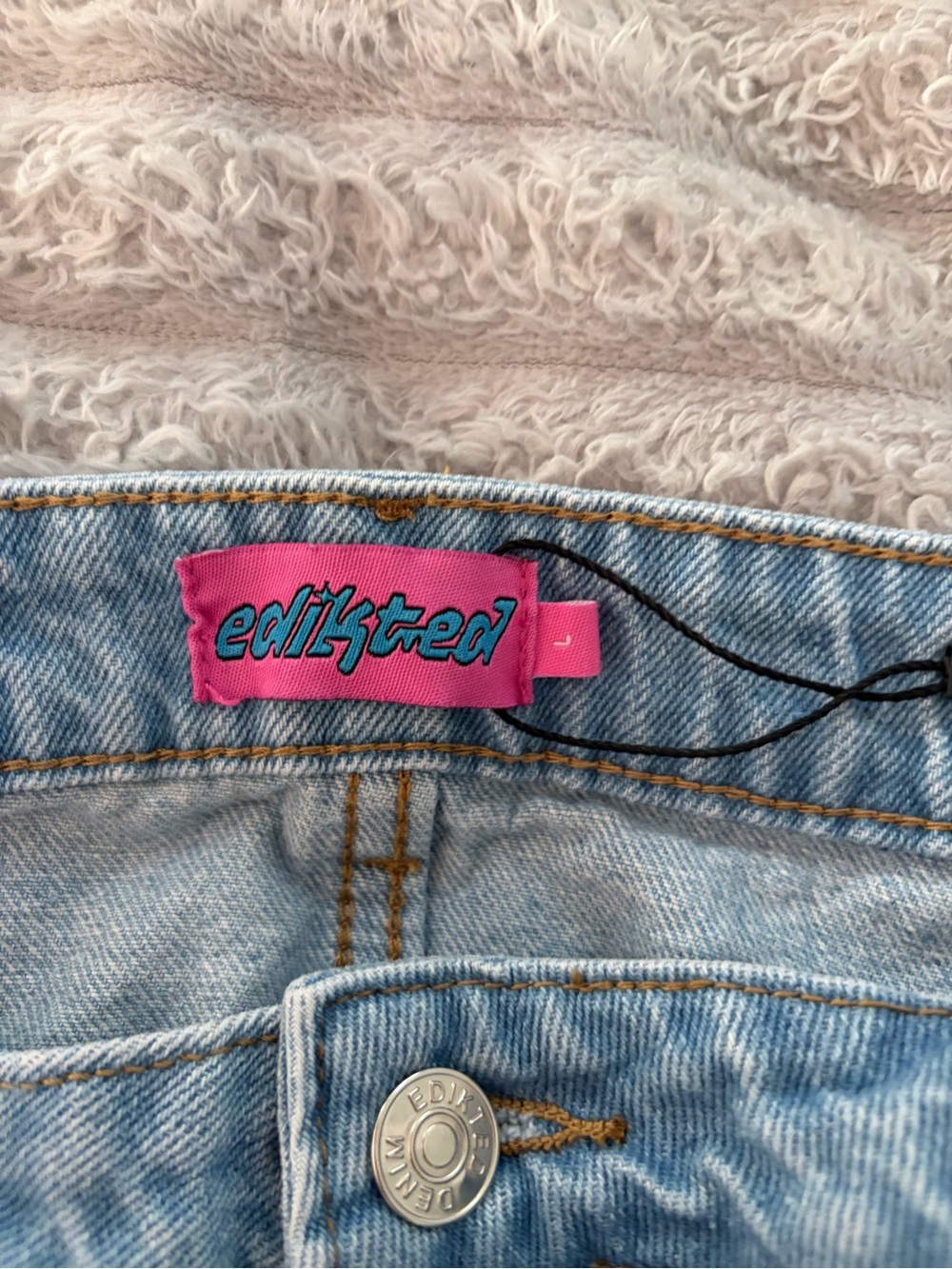 Edikted Jessie Denim Mini Skirt Light Blue — Large - Picture 3 of 10